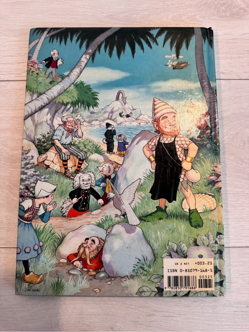 Vintage Rupert Annual 1987 Kids’ Classic Book - Picture 8 of 9